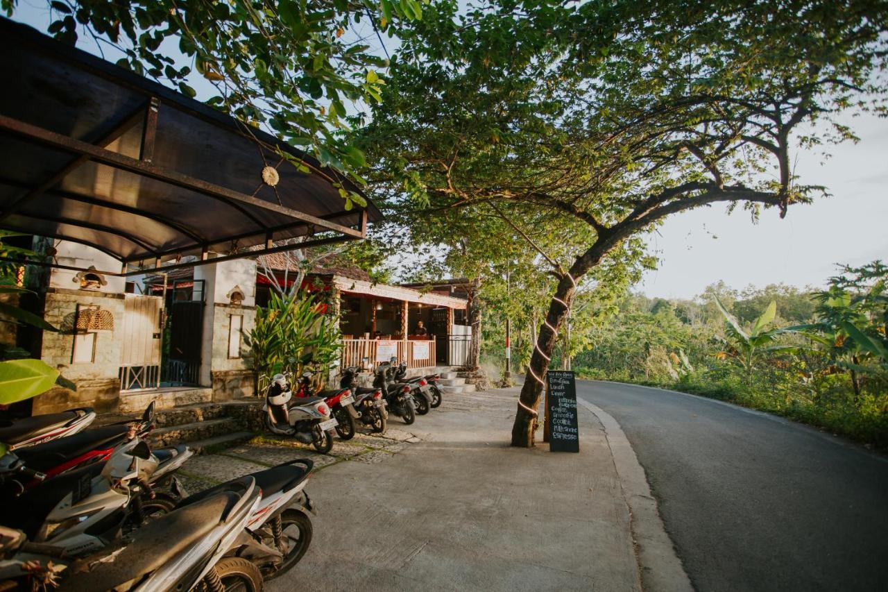 Jona Bungalow Toyapakeh Exterior photo